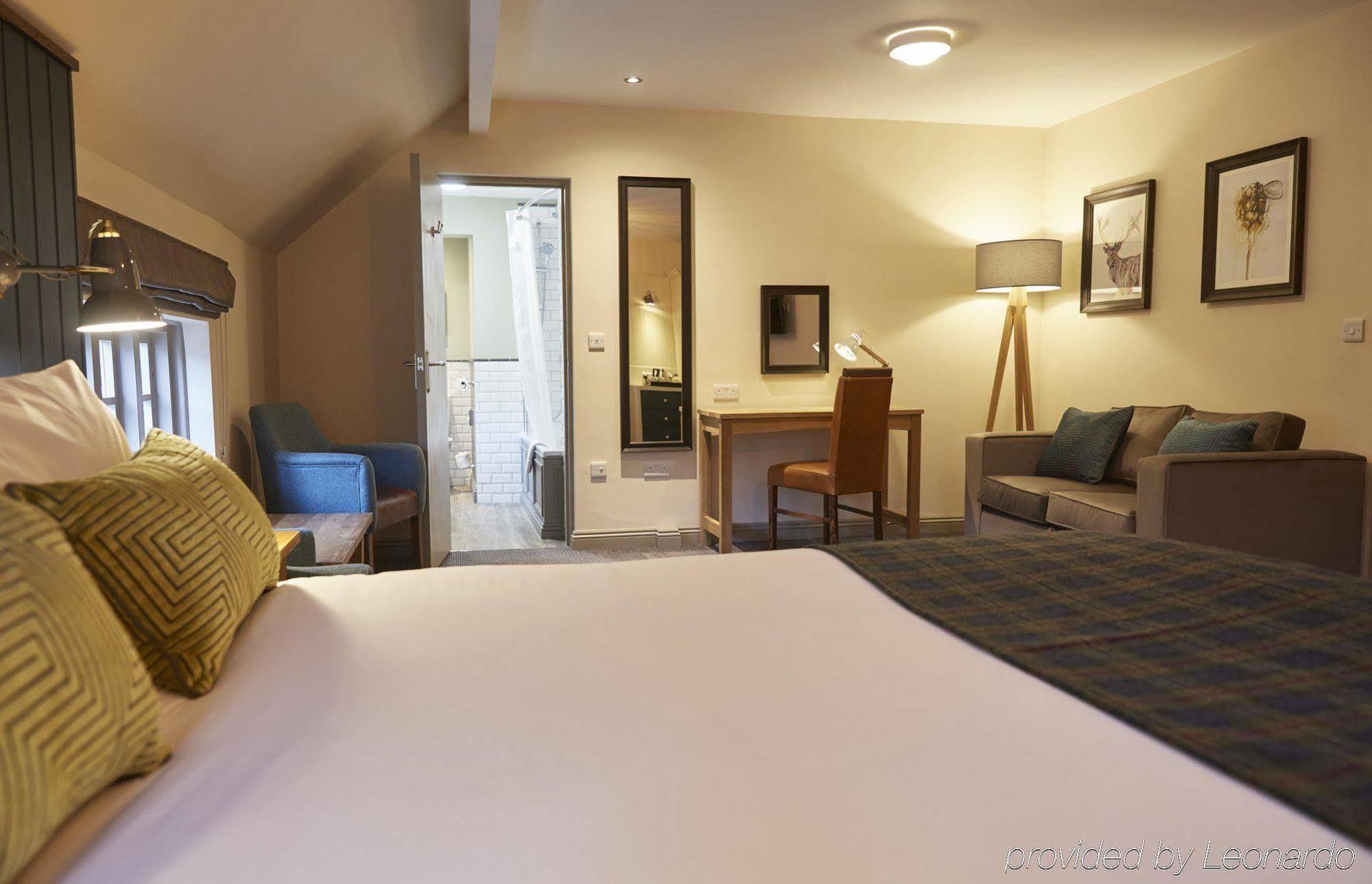 Swan Hotel By Greene King Inns Alton  Extérieur photo