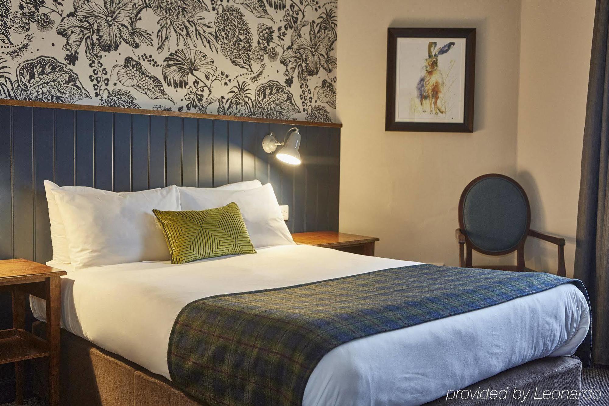 Swan Hotel By Greene King Inns Alton  Extérieur photo