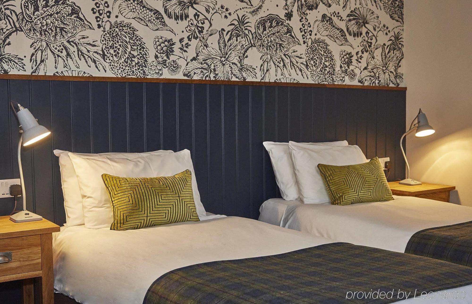 Swan Hotel By Greene King Inns Alton  Extérieur photo