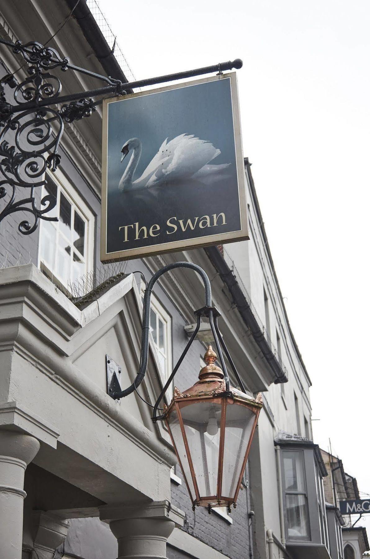 Swan Hotel By Greene King Inns Alton  Extérieur photo